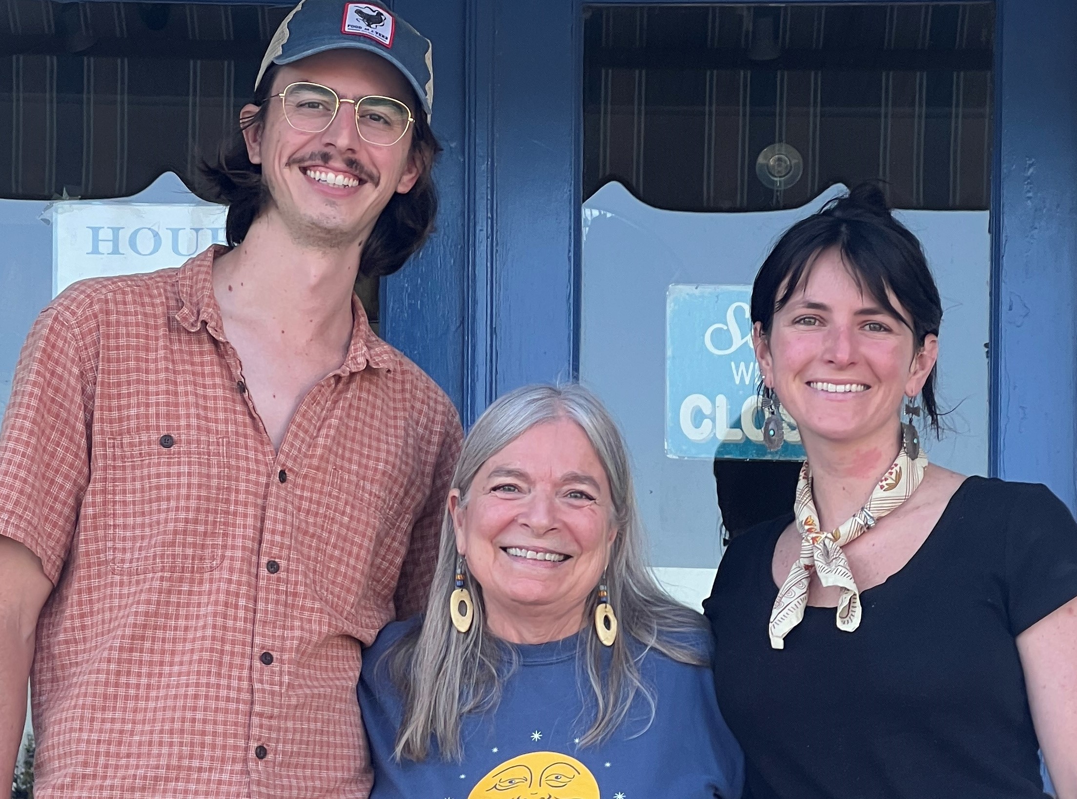 Mooney’s finds new owners - Grundy County Herald